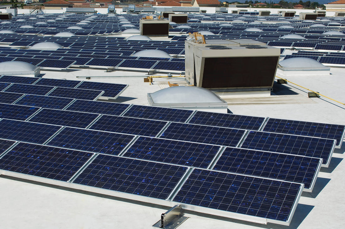 How Long Do Commercial Solar Panels Last?